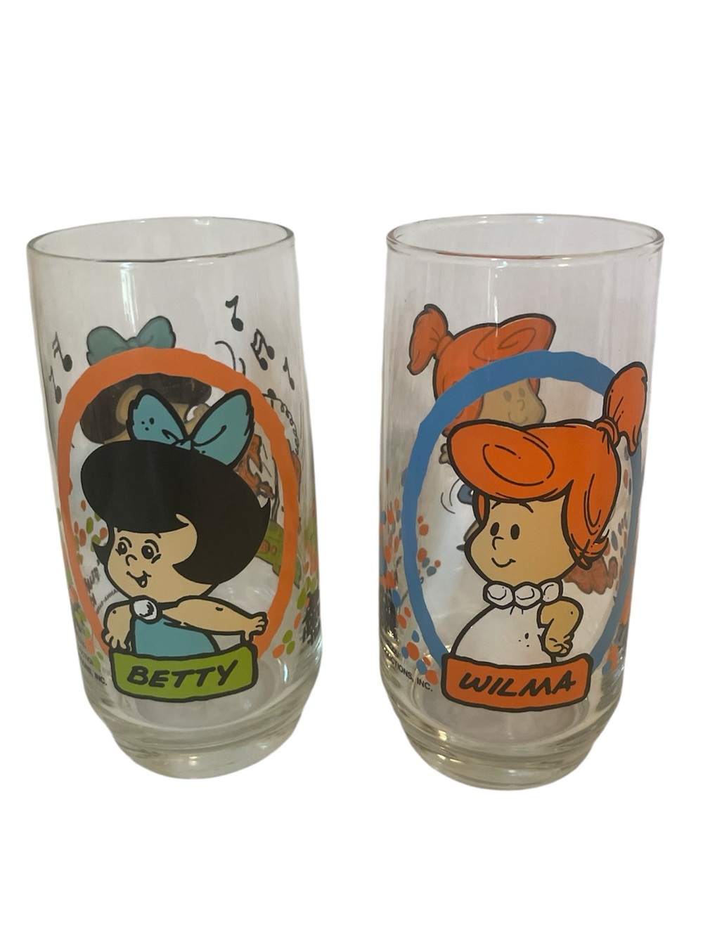 Vintage 80s Flintstone Kids Glasses Pizza Hut Hanna Barbara Betty Wilma Tumblers